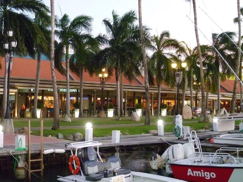 Flamboyant Garden Villas Oranjestad Dış mekan fotoğraf